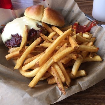 The Smoking Mule - Cranberry Brie burger - American Near Me - Chamberlain, South Dakota The Smoking Mule - Cranberry Brie burger - American Near Me - Chamberlain, South Dakota