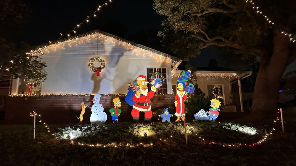 CANDY CANE LANE Updated May 2024 210 Photos & 98 Reviews 23254