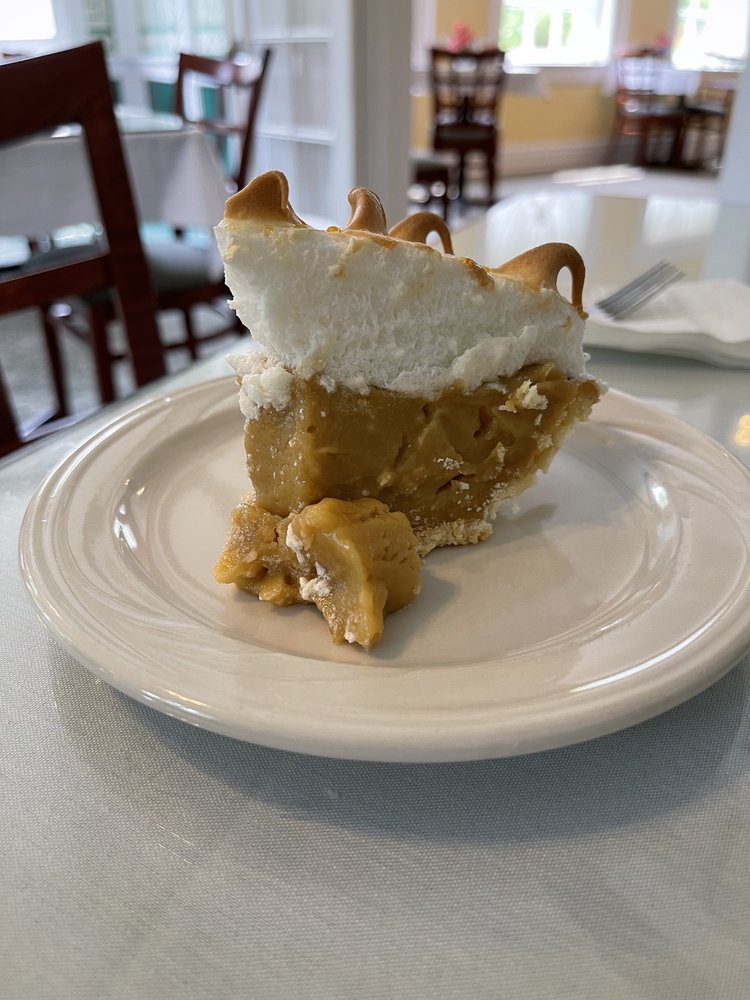 THE HOSTESS HOUSE Updated August 2024 10 Photos & 10 Reviews 723