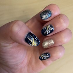 De Paris Nails - Gel nail.