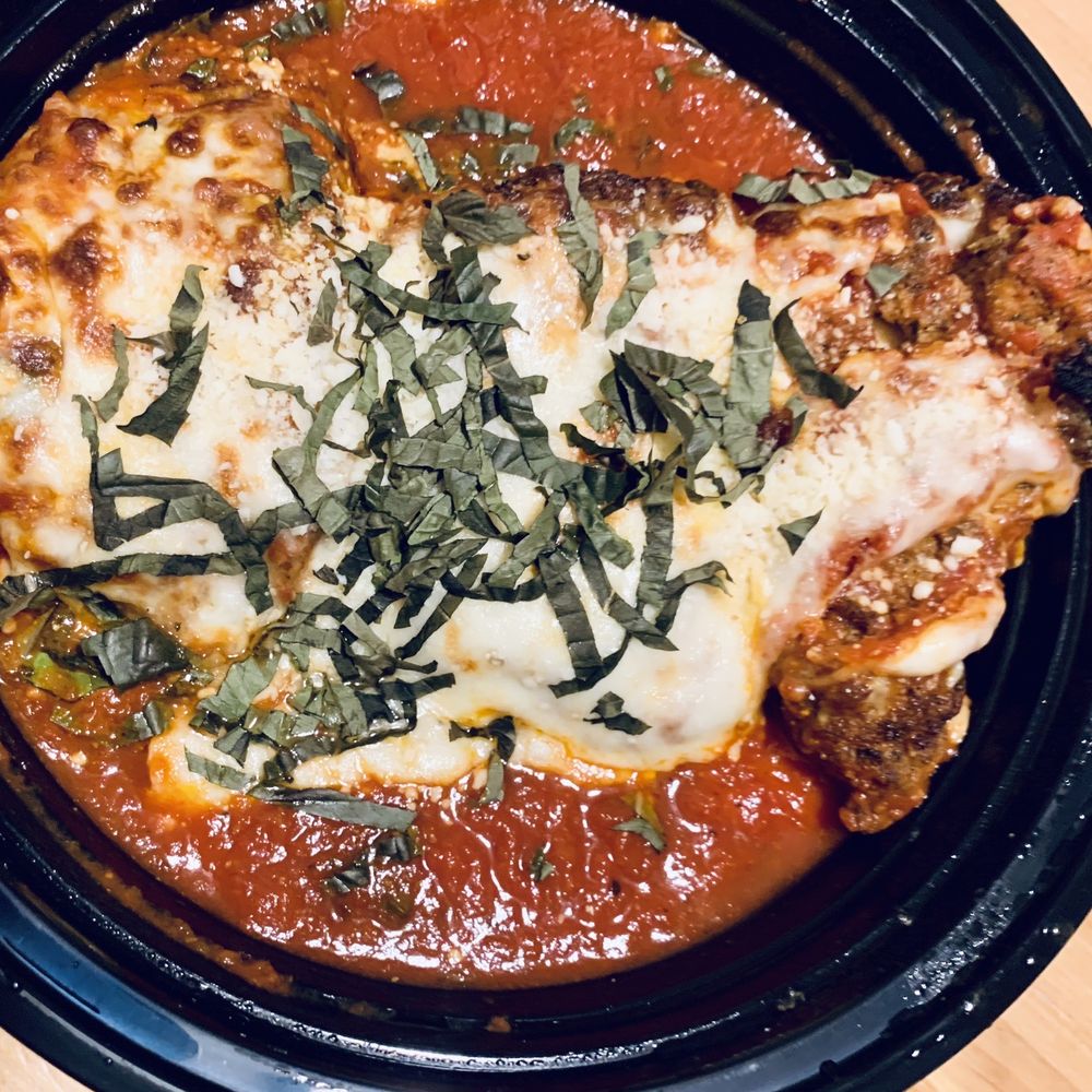 Brix Restaurant & Pizza Bar - Chicken parmigiana - Italian Near Me - Belleville, New Jersey Brix Restaurant & Pizza Bar - Chicken parmigiana - Italian Near Me - Belleville, New Jersey