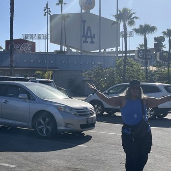 Dodger Stadium - Yankees Fan In La La Land 5/30 - Stadiums & Arenas Near Me - Los Angeles, California