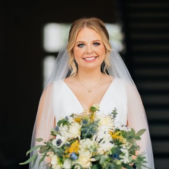 Verde Beauty Studio - Bridal hair + makeup - Makeup Artists Near Me - Baton Rouge, Louisiana Verde Beauty Studio - Bridal hair + makeup - Makeup Artists Near Me - Baton Rouge, Louisiana