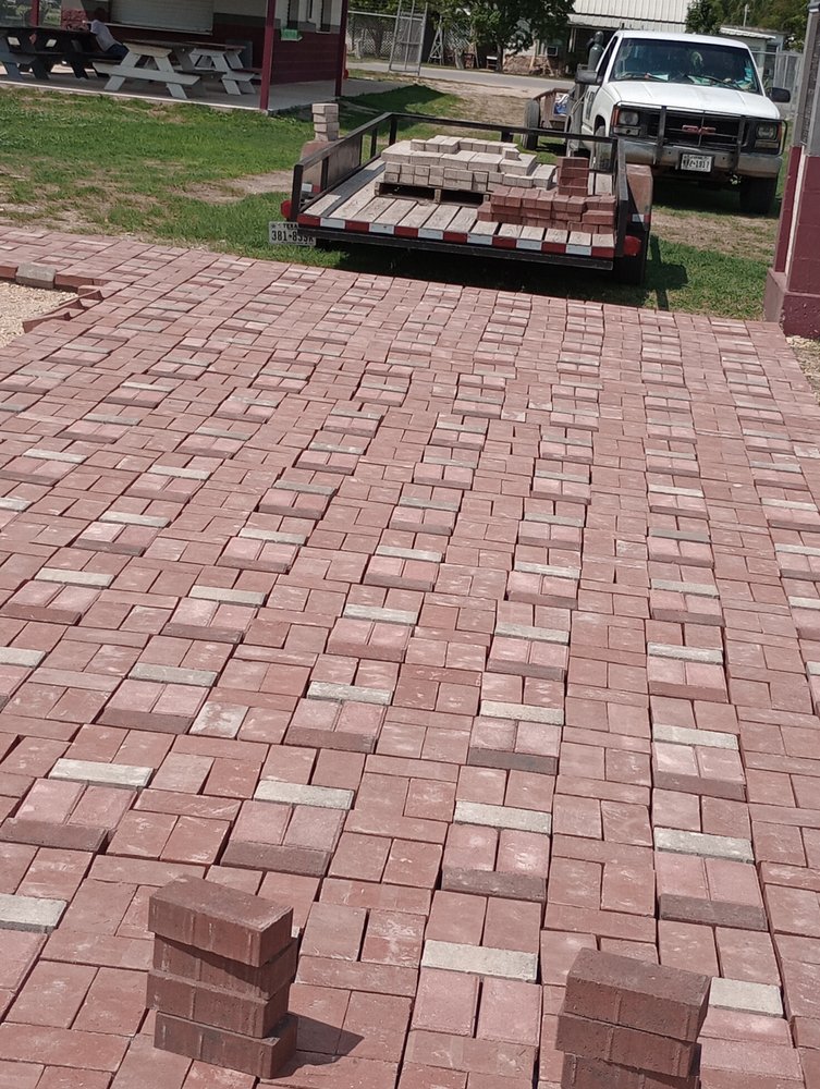 Slide of LiamDeeMarie Construction