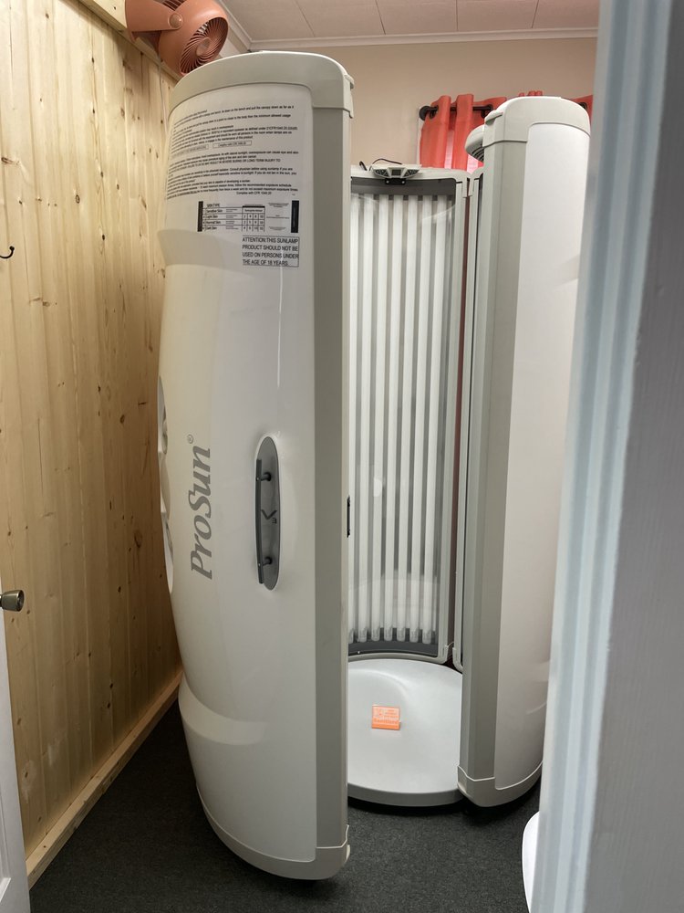 BAHAMA MOMMA TANNING AND BOUTIQUE Updated June 2024 Request an