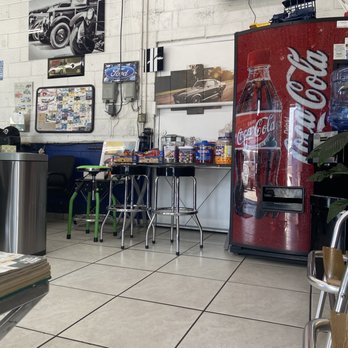Smog Check Express - Snacks provided - Smog Check Stations Near Me - Los Angeles, California Smog Check Express - Snacks provided - Smog Check Stations Near Me - Los Angeles, California