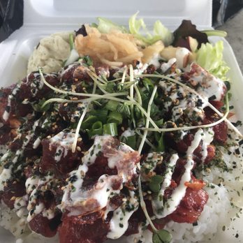 Flyin' Ahi - Food Trucks Near Me - Mililani, Hawaii