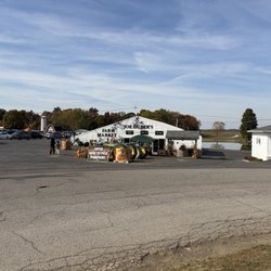 Joe Huber's Soda Pop Shoppe - Ice cream shop is located in the back of the Farm Market building