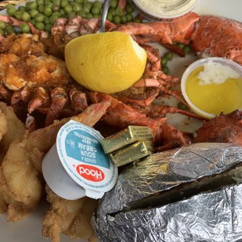 Jp's City Island - Broiled Whole Lobster & Fried Shrimp Combo - Seafood Near Me - Bronx, New York