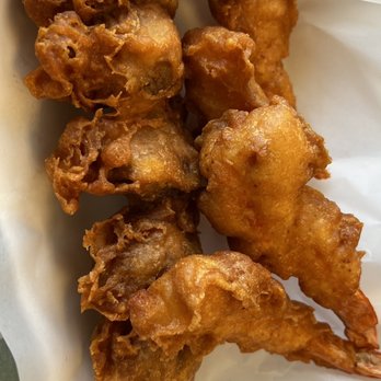 Tugboat Fish and Chips 6 - Deep fried mushrooms & fried prawns - Seafood Near Me - Sacramento, California Tugboat Fish and Chips 6 - Deep fried mushrooms & fried prawns - Seafood Near Me - Sacramento, California