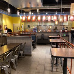 Pancheros Mexican Grill - Wallingford - Inside