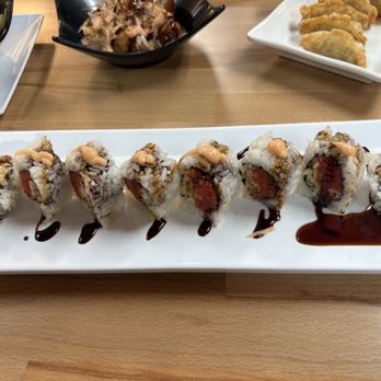Shun Ramen & Sushi - Spicy Tuna Rolls - Ramen Near Me - Madison Heights, Michigan Shun Ramen & Sushi - Spicy Tuna Rolls - Ramen Near Me - Madison Heights, Michigan
