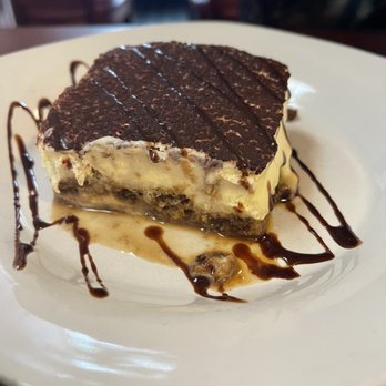 Amante Pizza & Pasta - Tiramisu - Italian Near Me - Everett, Washington Amante Pizza & Pasta - Tiramisu - Italian Near Me - Everett, Washington