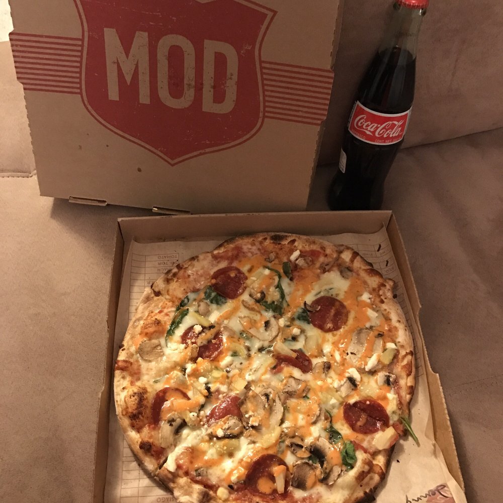 MOD Pizza - This pizza is amazing!!!!! - Pizza Near Me - Naperville, Illinois