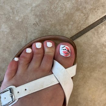 Divine Nails & Spa - Nail Salons Near Me - Tyler, Texas