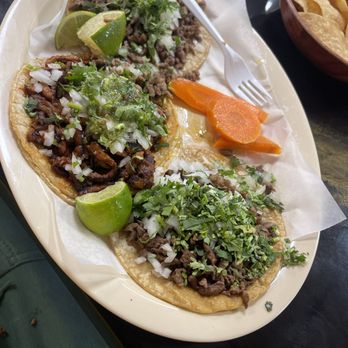 Jalisco Restaurant - Mexican Near Me - Burbank, Illinois