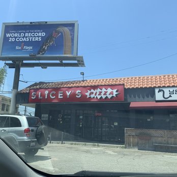 Slicey's Pizza - Salad Near Me - Los Angeles, California