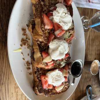 Monument Restaurant & Tavern - French toast - Bars Near Me - Boston, Massachusetts