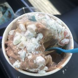 Jon & Bon's Yogurt Shoppe