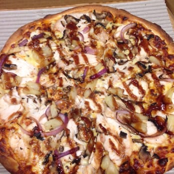 La Romana Pizza Bar - BBQ Chicken. - Pizza Near Me - Newton, SA