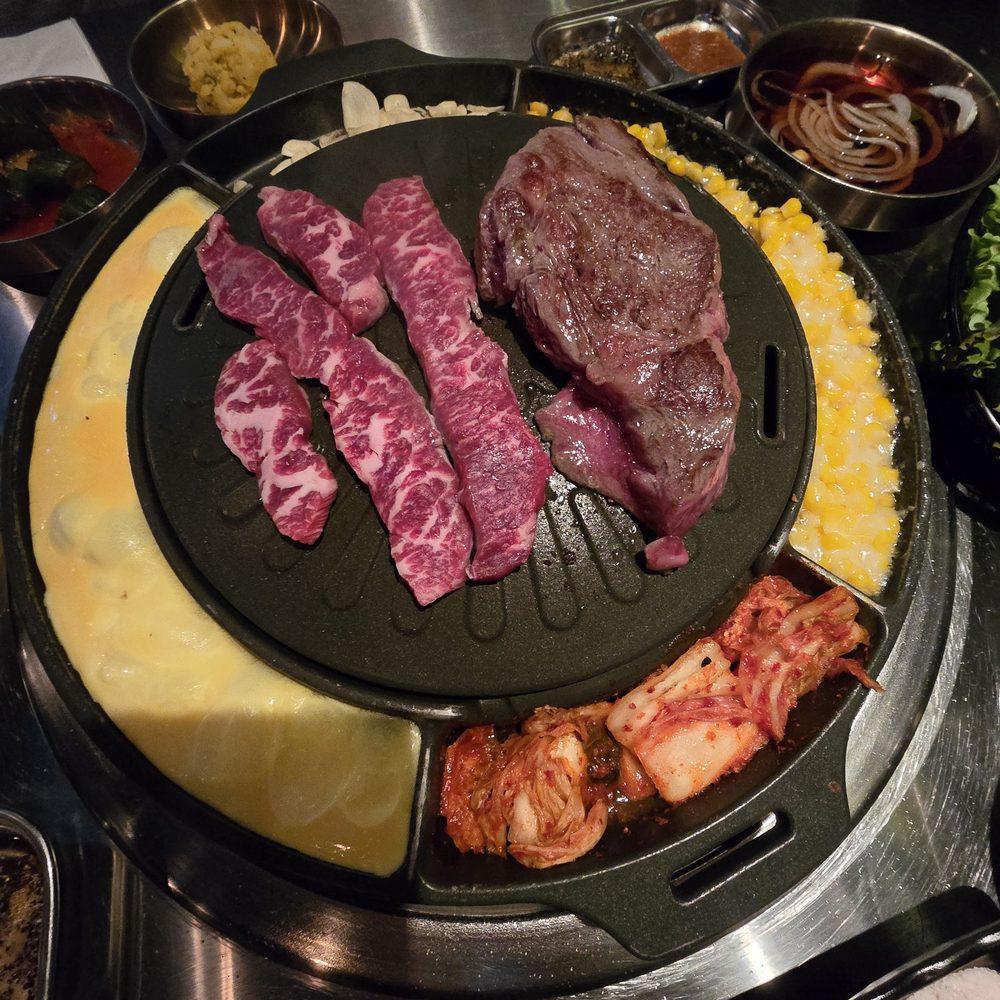Daldongnae Korean BBQ - Dundas Square - Korean Near Me - Toronto, Ontario Daldongnae Korean BBQ - Dundas Square - Korean Near Me - Toronto, Ontario