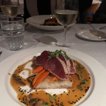 Pacifica Del Mar - Seared Rare Ahi - New American Near Me - Del Mar, California