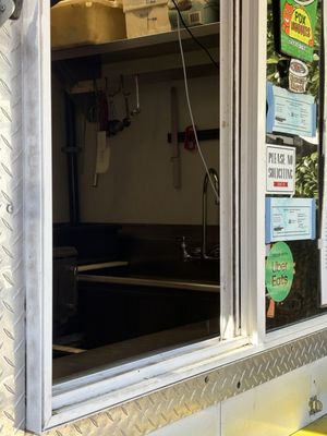 Your Side Chicks - Nob Hill Food Carts by null