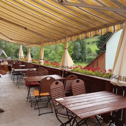 Landgasthof Elsavatal - Terrasse mit Markise