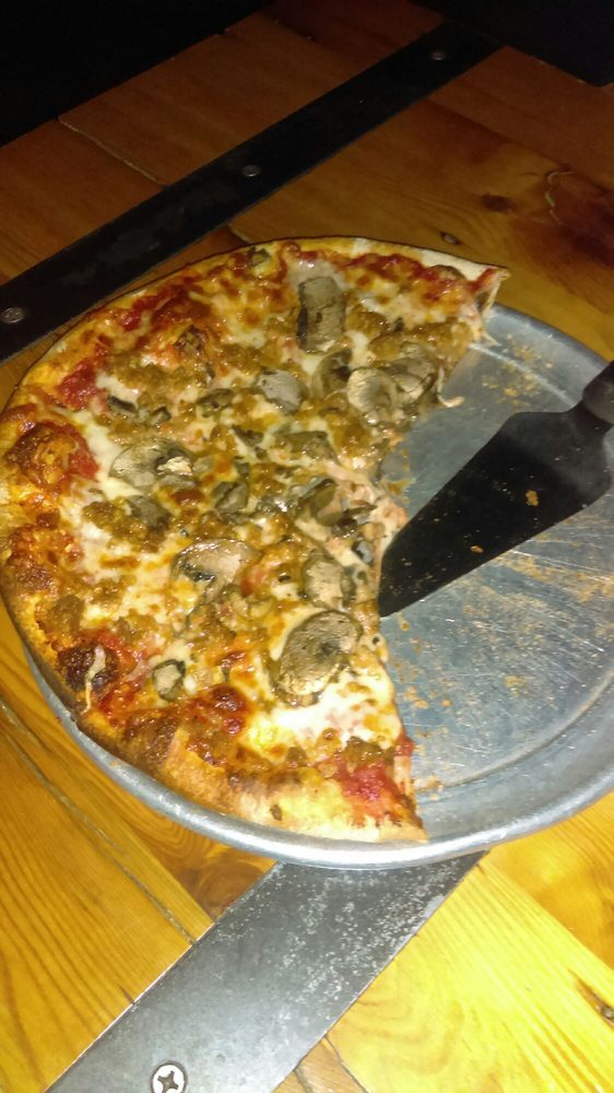 LUKINS BRICK OVEN PIZZA 37 Photos & 46 Reviews 640 Varrick St