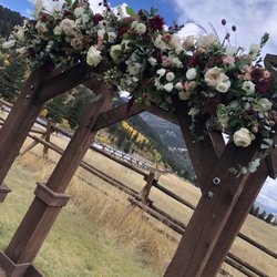 Karen's Floral Artistry - Ceremony flowers