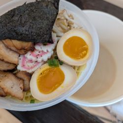 Chu's Cafe - Tonkasu ramen