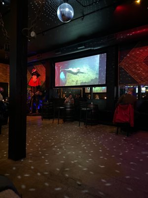 Benbow Room by null