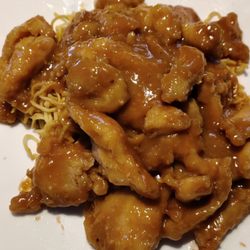 Eatz Chez Vouz - Peanut butter chicken with noodles