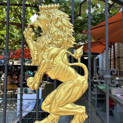 Lion on the gate