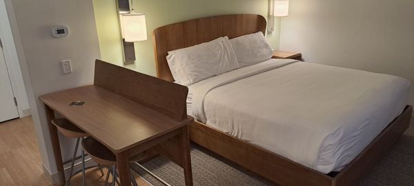 Element Scottsdale at SkySong by null