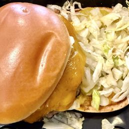 The outback Boomerang Cheeseburger* - very delicious!! The outback Boomerang Cheeseburger* - very delicious!!