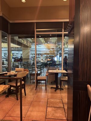 Lebanese Taverna by null