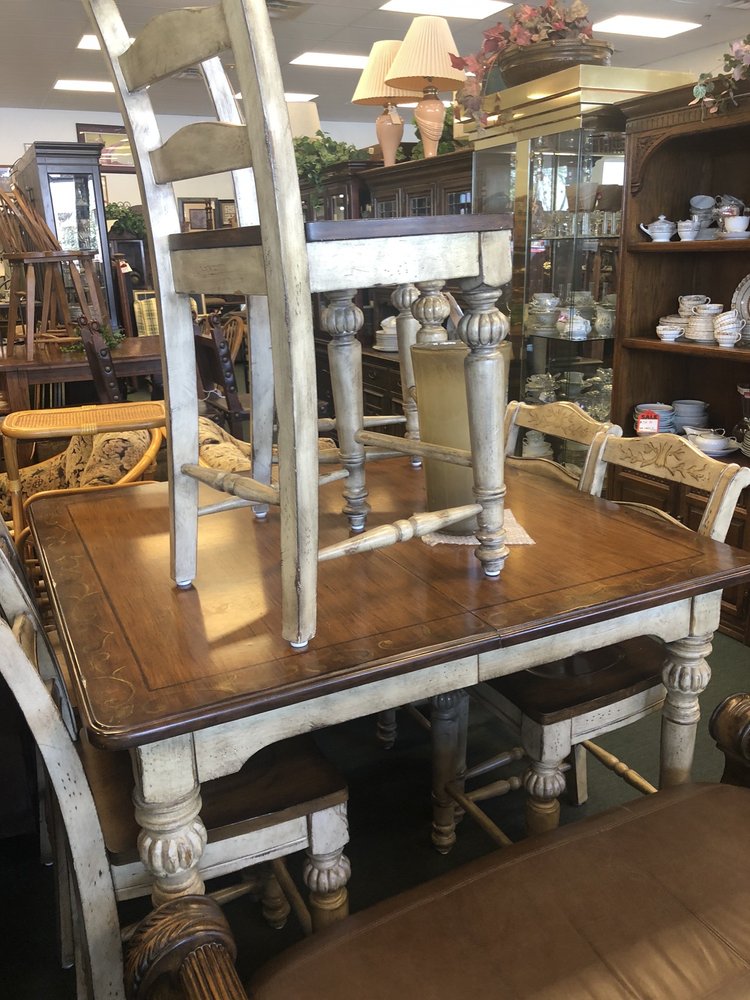 ESTATE RESALE Updated October 2024 23 Reviews 17067 W Bell Rd