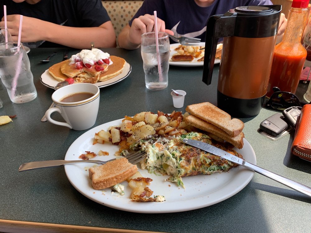 CONTINENTAL PANCAKE HOUSE & FAMILY RESTAURANT 109 Photos & 130