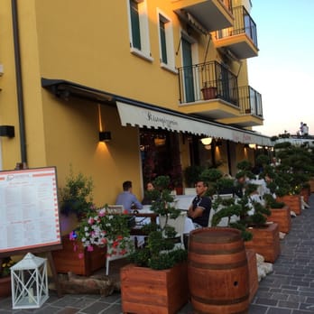 Costiera Trattora Moderna e Pizzera - Italian Near Me - Caorle, VE