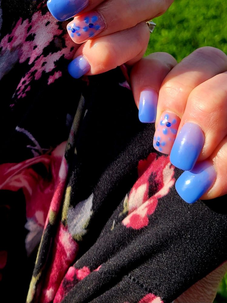 L I PRO NAIL Updated September 2024 10 Photos 2 Warren Ave