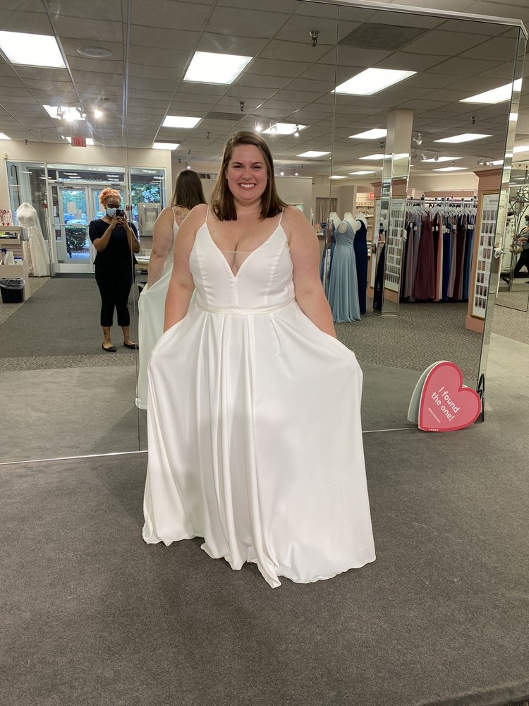 DAVID’S BRIDAL Updated June 2024 19 Photos & 50 Reviews 13221