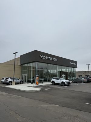 GREAT LAKES HYUNDAI OF DUBLIN - Updated July 2025 - 17 Photos & 96 ...