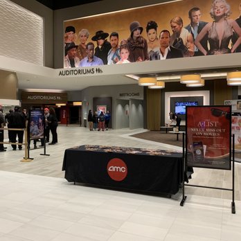 AMC Dine-In Tech Ridge 10 - Lobby with movie mural - Cinema Near Me - Austin, Texas AMC Dine-In Tech Ridge 10 - Lobby with movie mural - Cinema Near Me - Austin, Texas