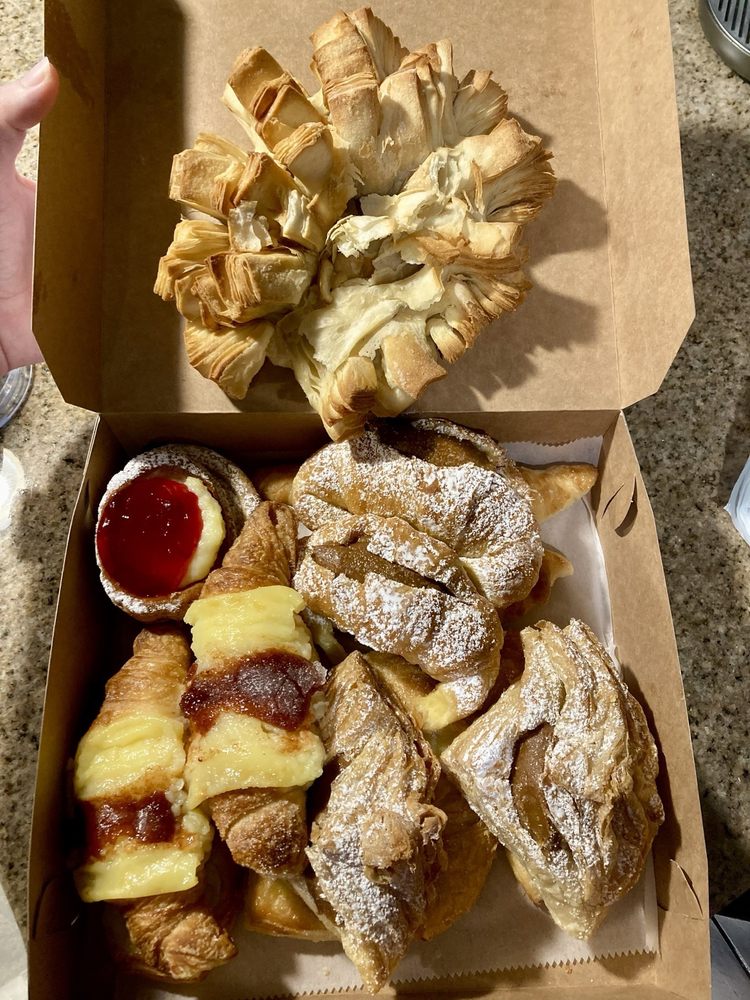 ARGENTINIAN BAKERY Updated October 2024 64 Photos & 37 Reviews