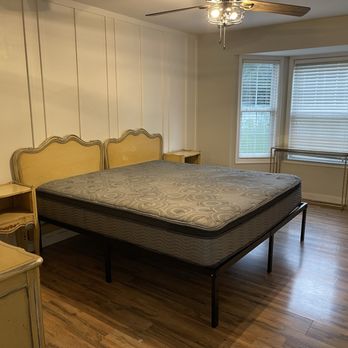 Dirty Work, Clean Solutions - Main bedroom - Movers Near Me Dirty Work, Clean Solutions - Main bedroom - Movers Near Me