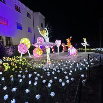 Holiday Road - Sugarplum Fairy exhibit - Festivals Near Me - Calabasas, California Holiday Road - Sugarplum Fairy exhibit - Festivals Near Me - Calabasas, California