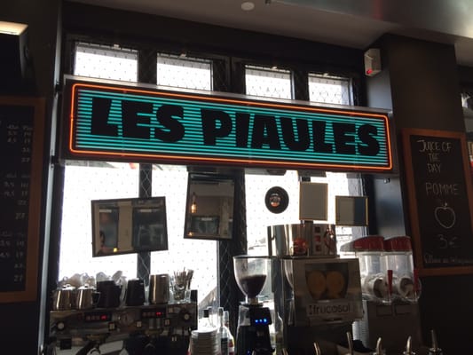 The People Belleville by null