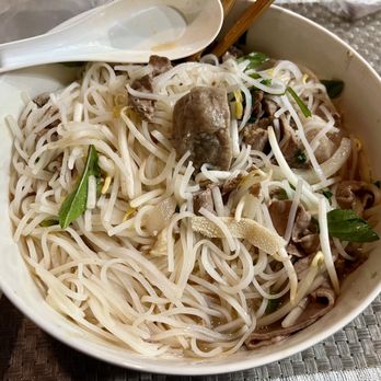 Saigon Dish - 7. Pho Dac Biet (Tai, Chin, Gan, Sach & Bo Vien) - Large - Vietnamese Near Me - Lawndale, California Saigon Dish - 7. Pho Dac Biet (Tai, Chin, Gan, Sach & Bo Vien) - Large - Vietnamese Near Me - Lawndale, California