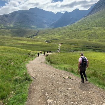 Fairy pools - View of the trail on my way into the valley. - Landmarks & Historical Buildings Near Me